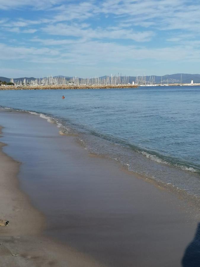 Beautiful Renovated Studio With View- Old Hyères Exterior foto